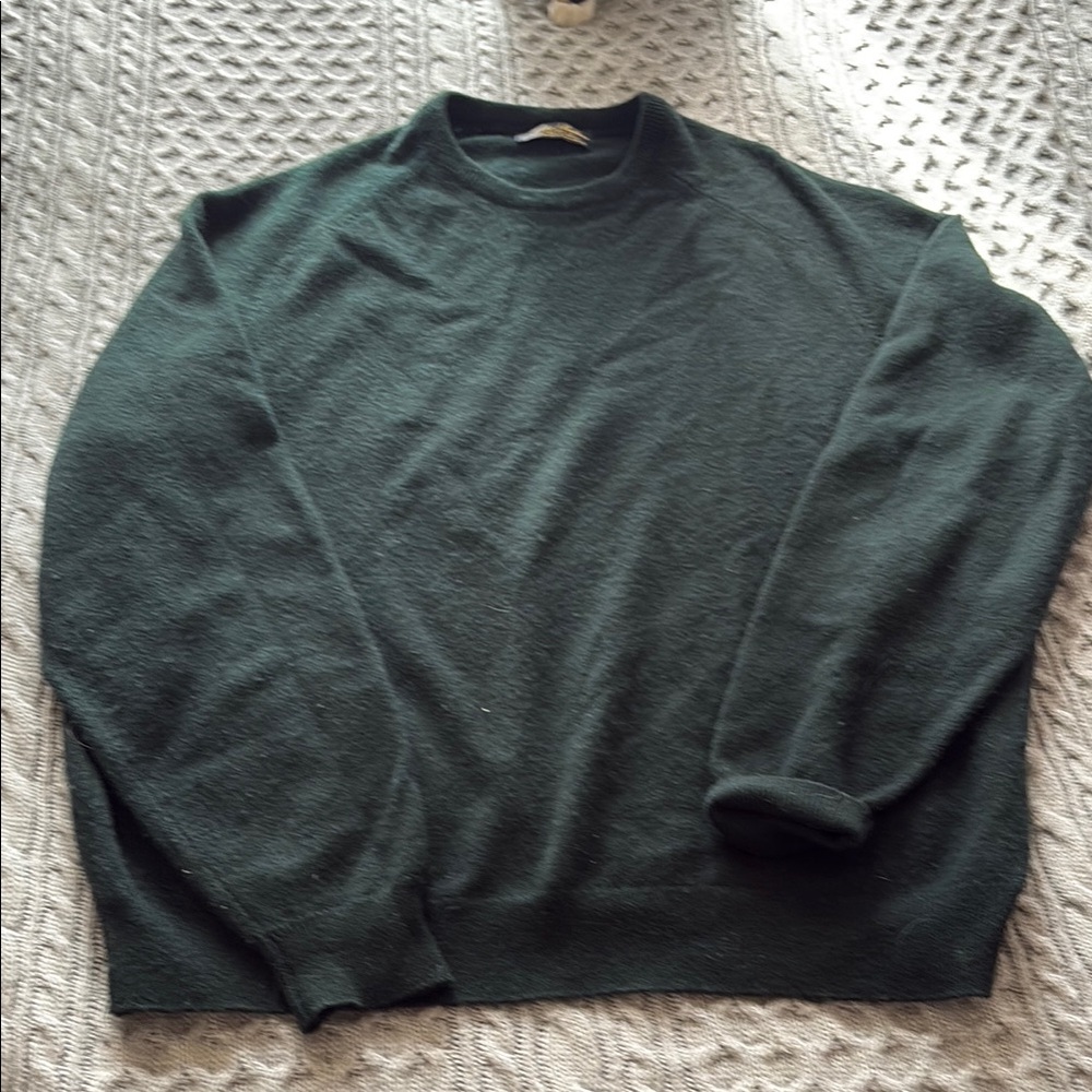 Brooks Brothers Cashmere Green Crewneck Sweater Classic Knit Design